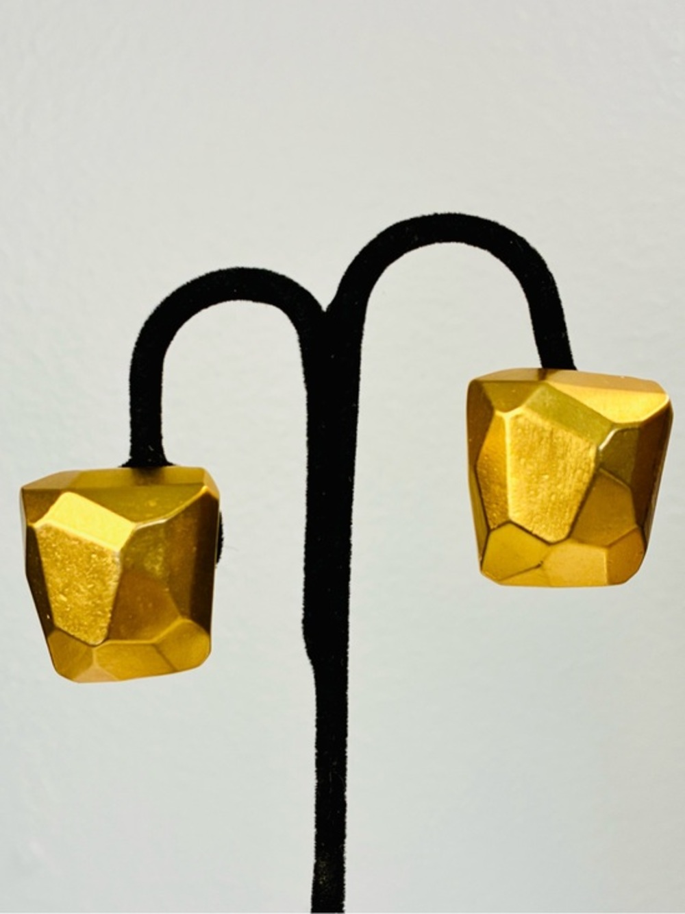 Classiques Entier Bold Gold Geometric Faceted Statement Clip Earrings